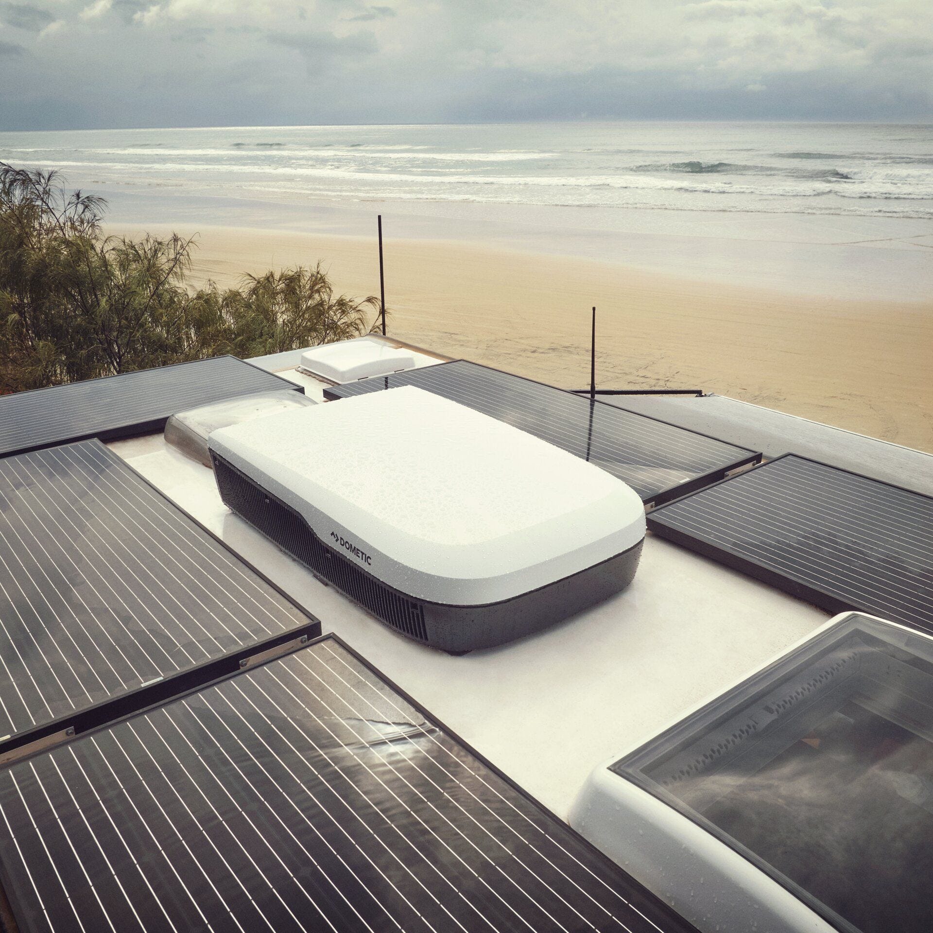 Dometic FreshJet 7 Series Plus