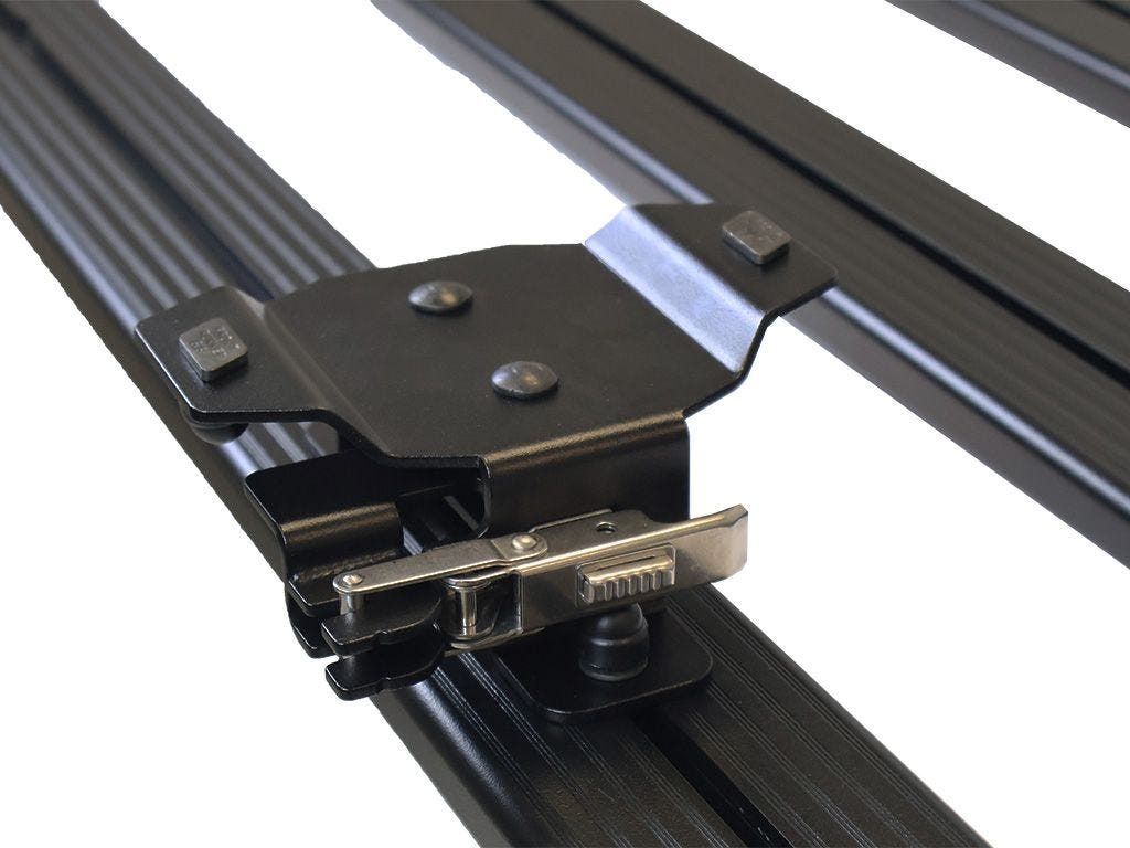 Front Runner Quick Release Dusch-Halterung