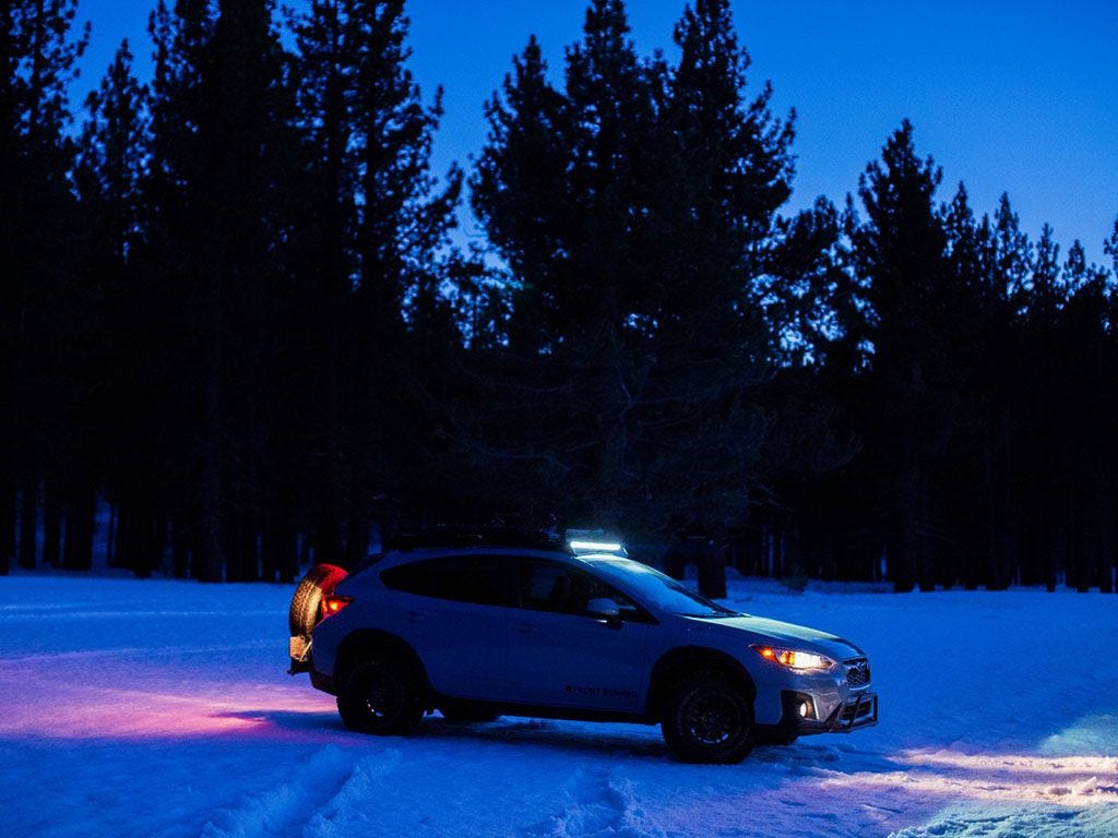 Front Runner Subaru XV Crosstrek 2nd Gen (GT) (2017-2023) Slimsport Roof Rack Kit / Light Bar Ready