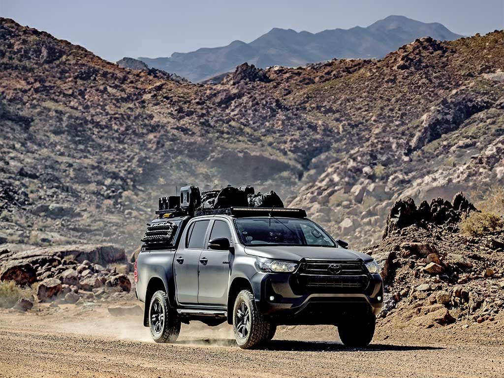 Front Runner Toyota Hilux (2016-Current) Slimsport Roof Rack Kit Light Bar Ready