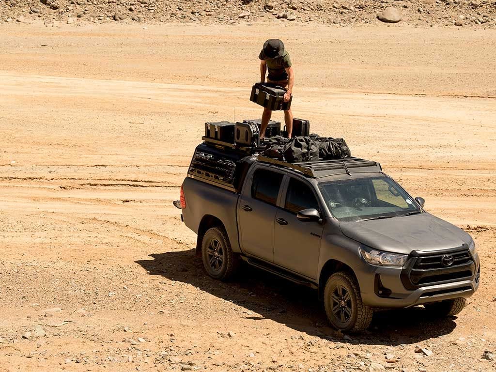 Front Runner Toyota Hilux (2016-Current) Slimsport Roof Rack Kit Light Bar Ready