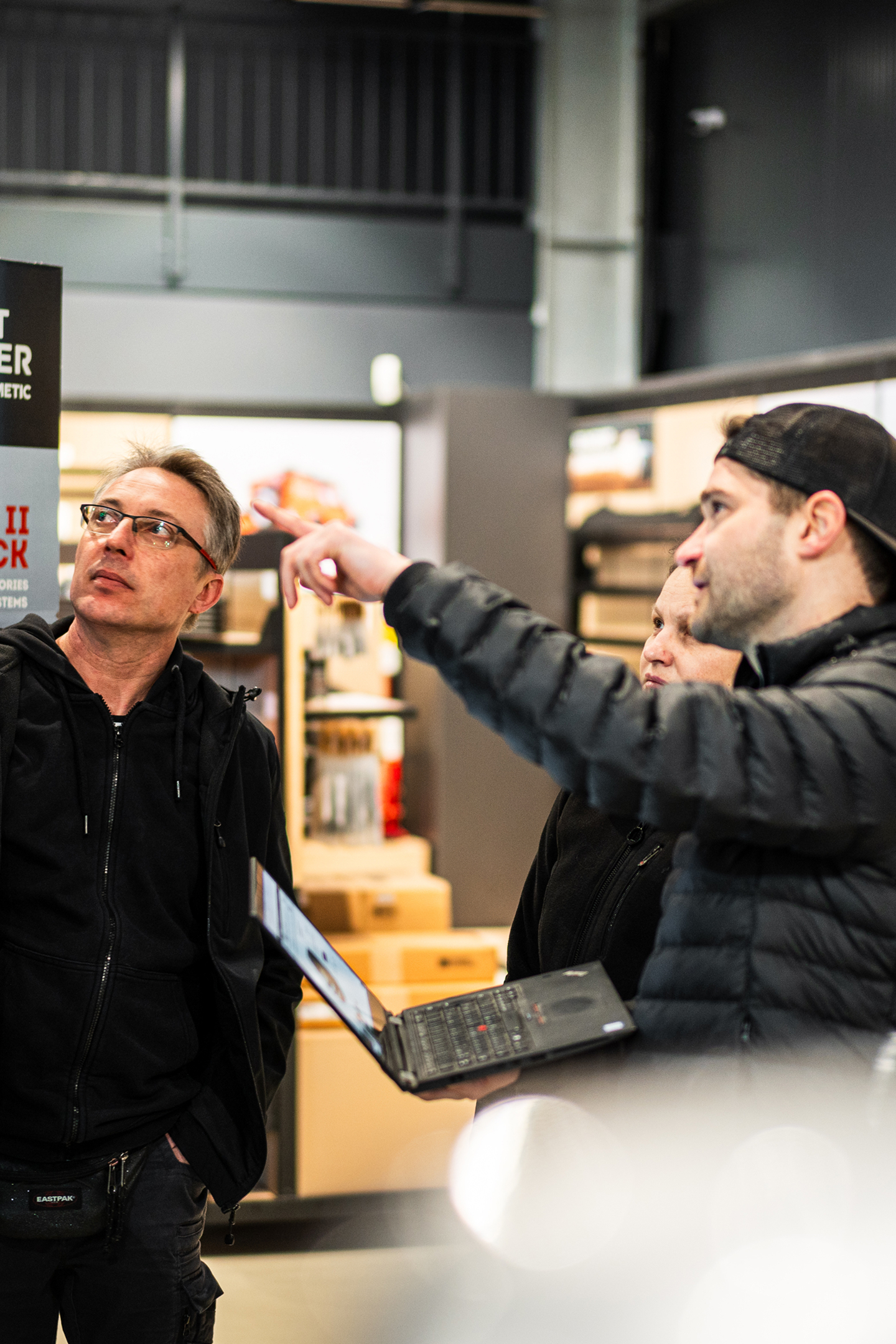 Highlight Standing Beratung Guidance Showroom Hannover