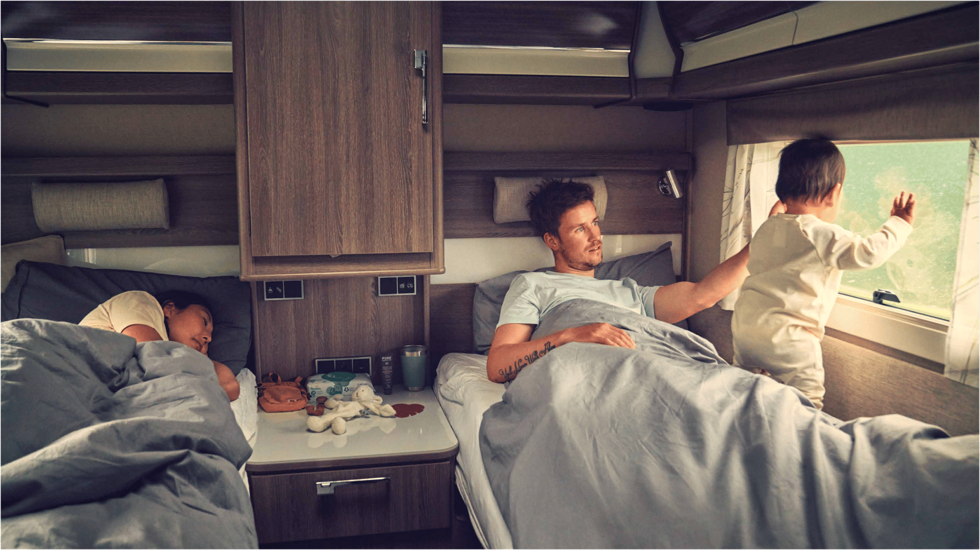 Caravan Salon 2022 - 03 Full Climate Concept - Slide 1