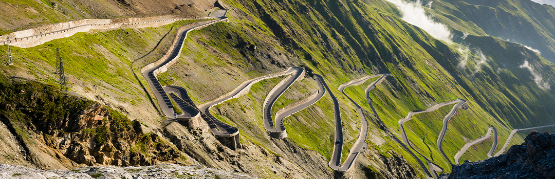 5 MOUNTAIN PASSES YOU MUST DRIVE ​