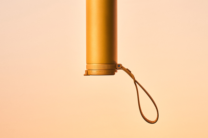 Leakproof. Whether it's upside down, or you are.