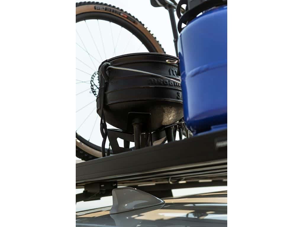 Front Runner Series Potjie Pot/Dutch Oven & Carrier
