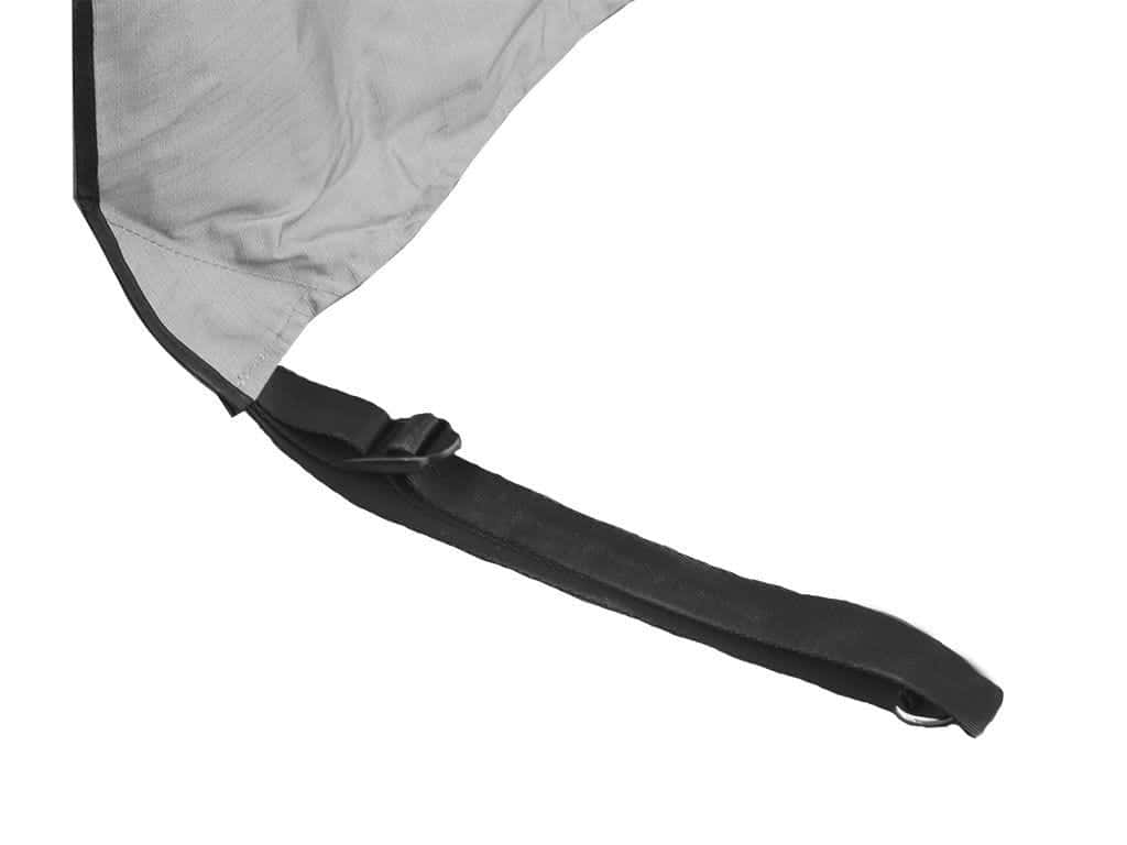Front Runner Series Wind/Sun Break for 2M Awning / Front