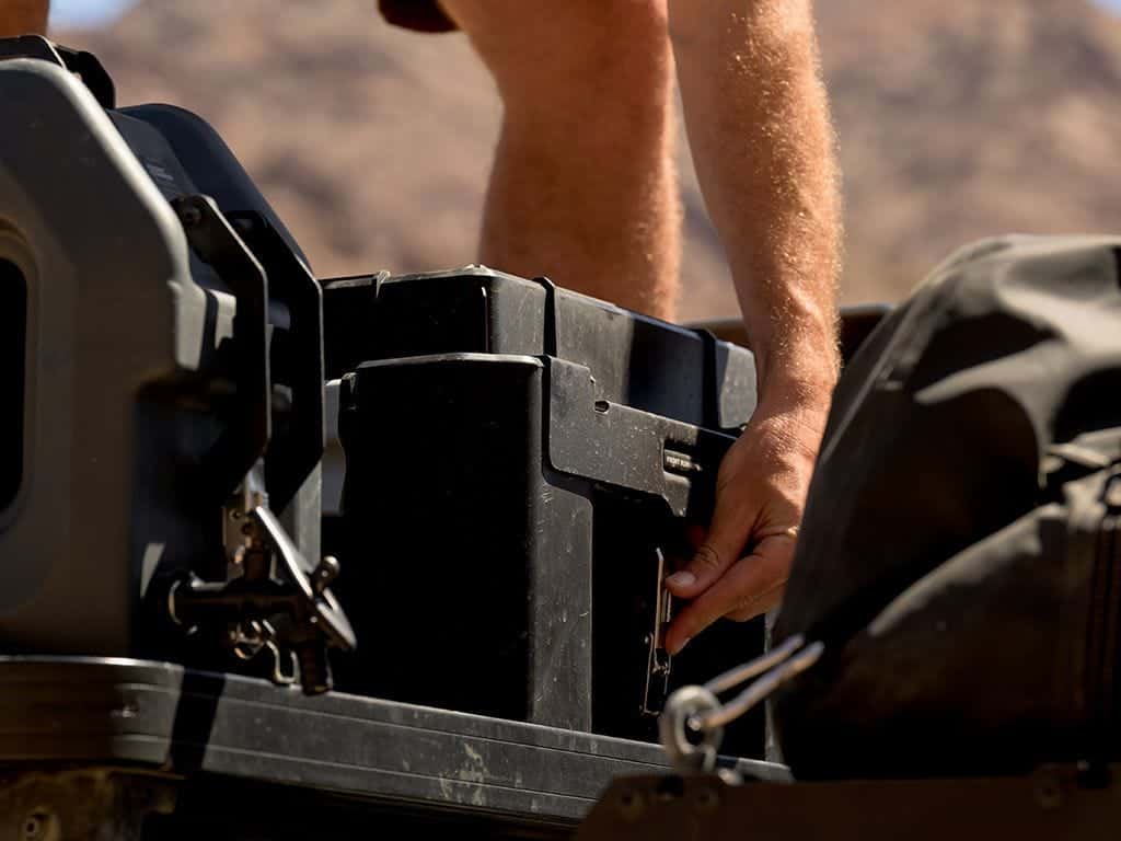 Front Runner Series Wolf Pack Pro Rack Mounting Bracket / MKII