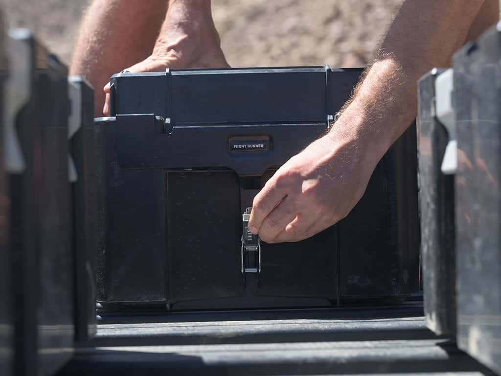 Front Runner Series Wolf Pack Pro Rack Mounting Bracket / MKII