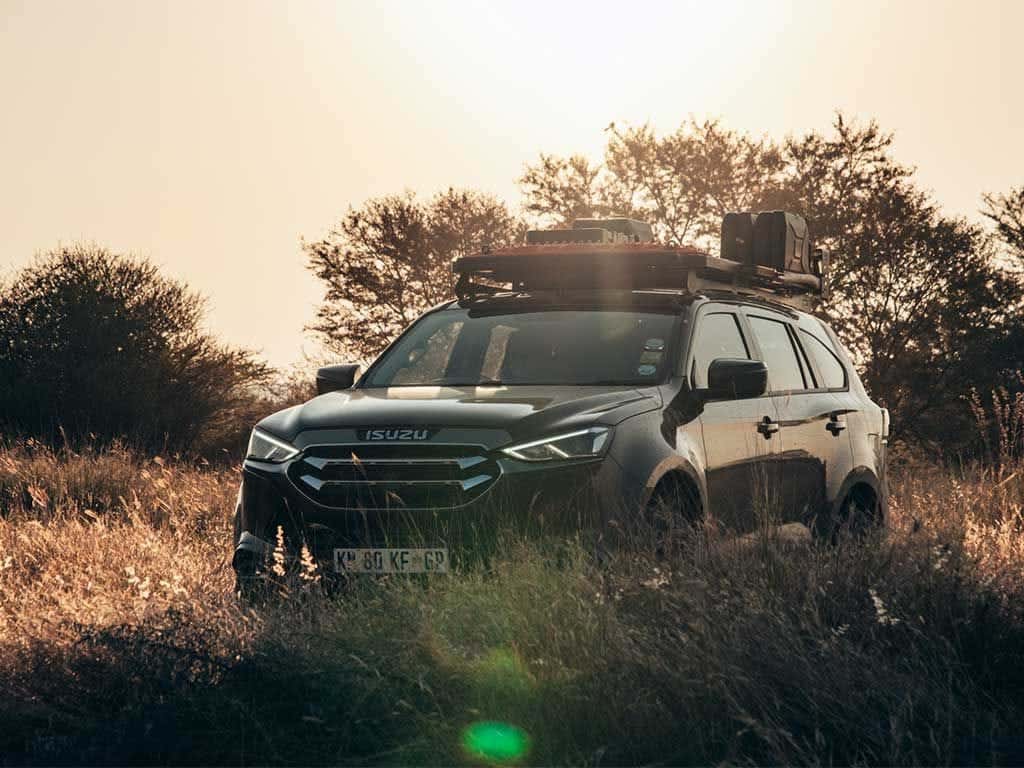 Front Runner Series Isuzu MU-X (2021-Current) Slimline II Roof Rack Kit