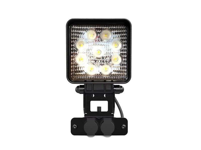 Front Runner Series 4"/100mm LED Flood Light w/ Bracket