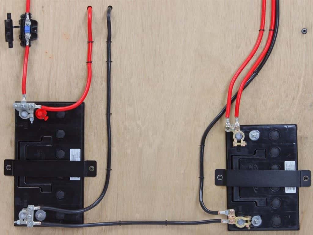Front Runner Series Battery Bracket - 105A / Toyota Hilux 2005+