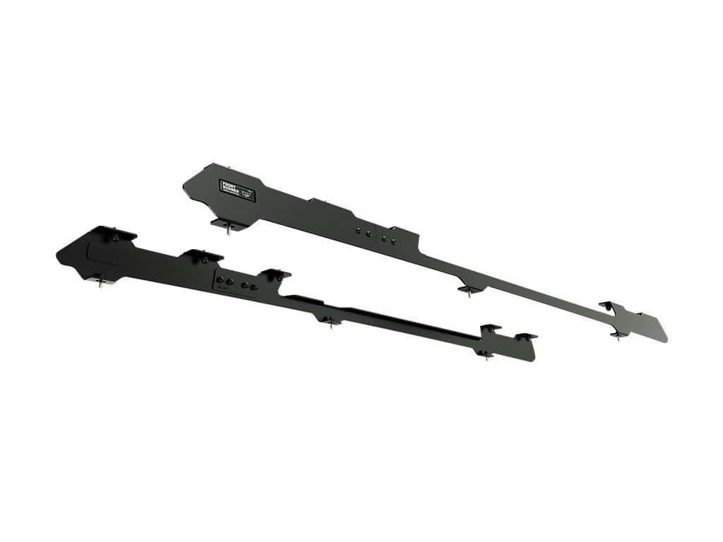 Front Runner Series Foot Rail - For Half Rack / Land Rover Discovery LR3 & LR4