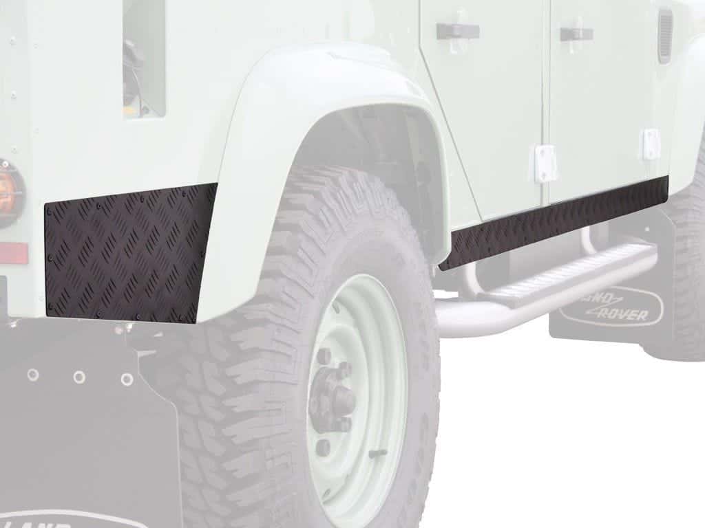 Front Runner Series Sill Protector - Black / Land Rover Defender 110