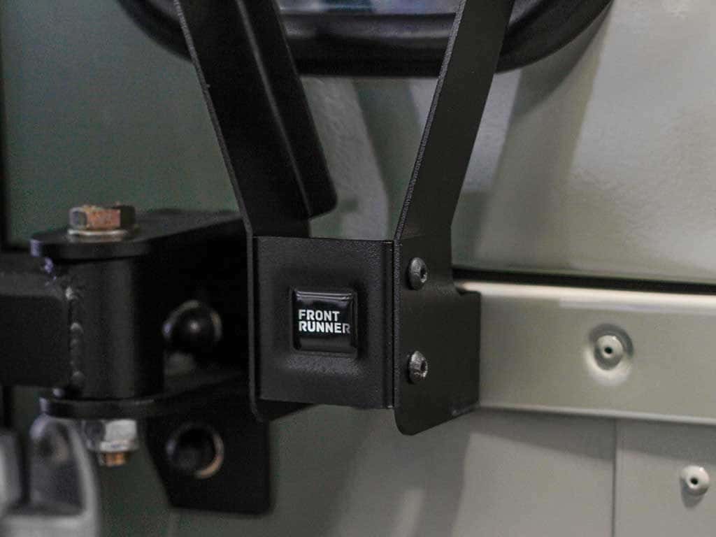Front Runner Series Land Rover Defender 90/110 Single Gas Bottle Bracket