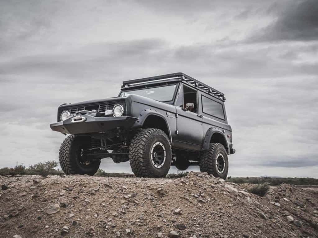Front Runner Series Ford Bronco (1966-1977) Slimline II Roof Rack Kit