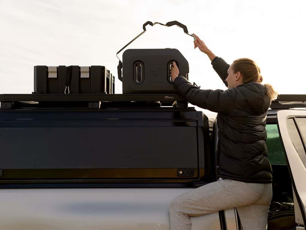 Front Runner Series Truck Canopy or Trailer with OEM Track Slimline II Rack Kit / 1255mm(W) X 2166mm(L)