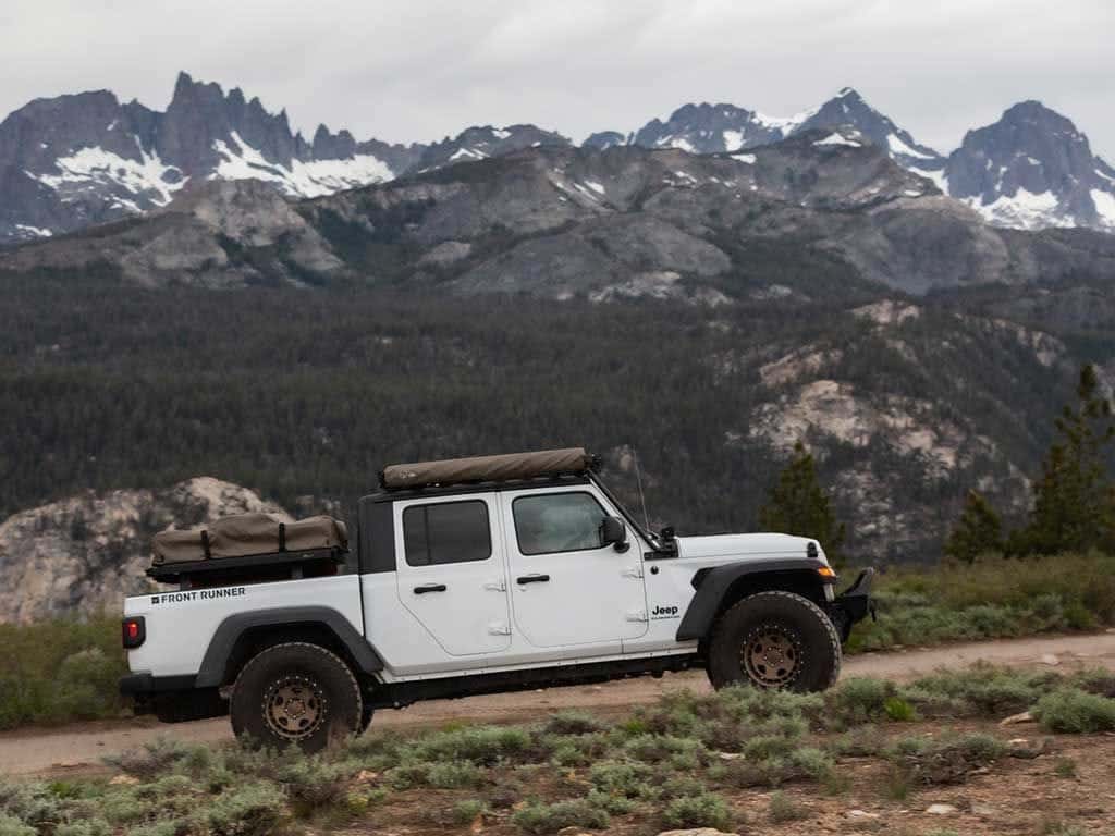 Front Runner Series Jeep Gladiator JT (2019-Current) Slimline II Load Bed Rack Kit