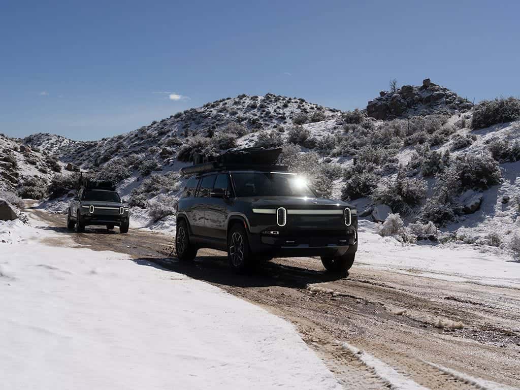 Front Runner Series Rivian R1S (2022-Current) Slimline II Roof Rack Kit
