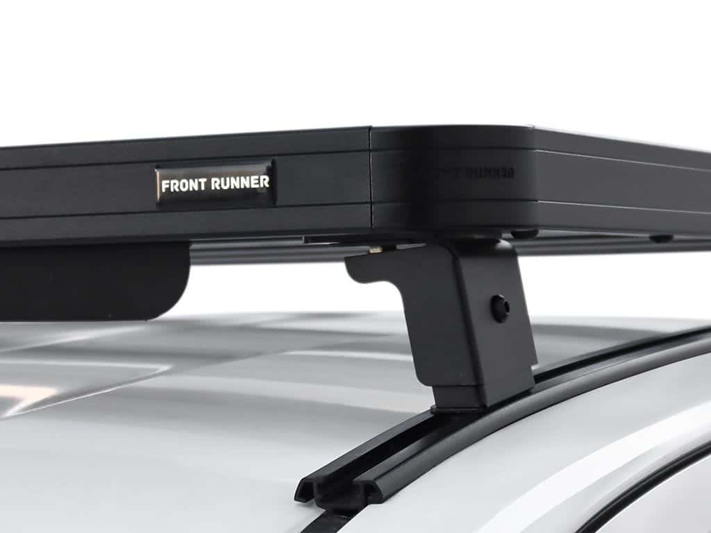 Front Runner Series Kit de galerie Slimline II pour une Toyota Hilux Revo Extra Cab (2016 - jusqu'à présent)