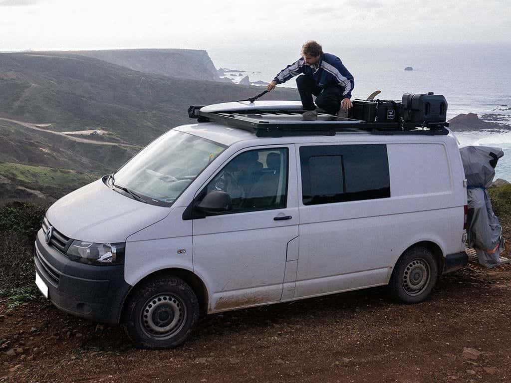Front Runner Series Volkswagen T5 Transporter Kombi / SWB (2003 - 2015) Slimline II Dachträger Kit
