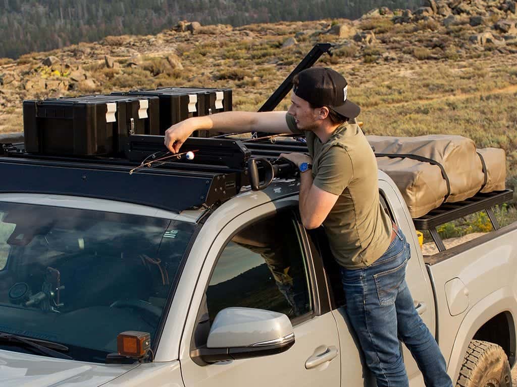 Front Runner Series Toyota Tacoma (2005-2023) Slimsport Roof Rack Kit