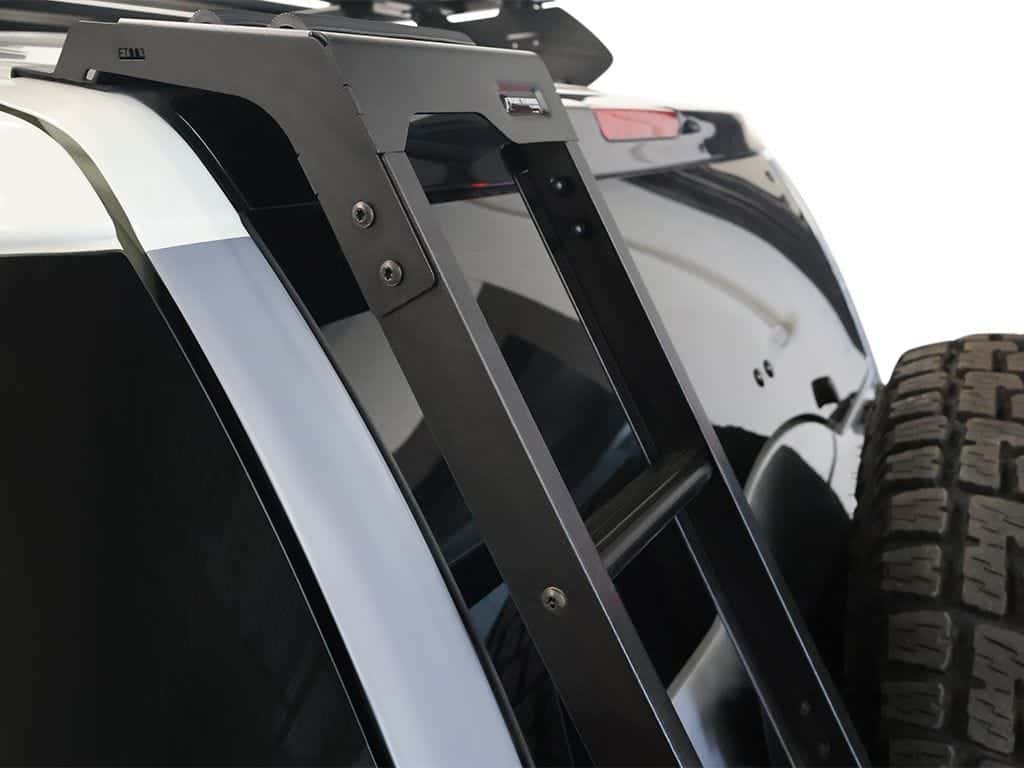 Front Runner Series Toyota FJ Cruiser Ladder