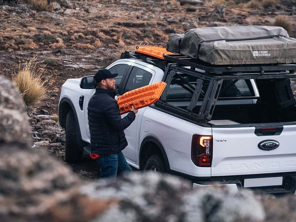 Front Runner Series Pro Bed Universal Accessory Mount