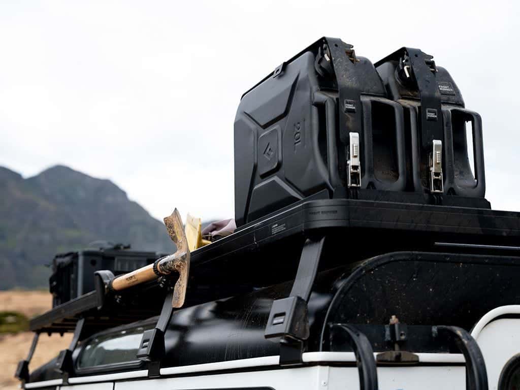 Dubbele Jerrycan houder - Front Runner