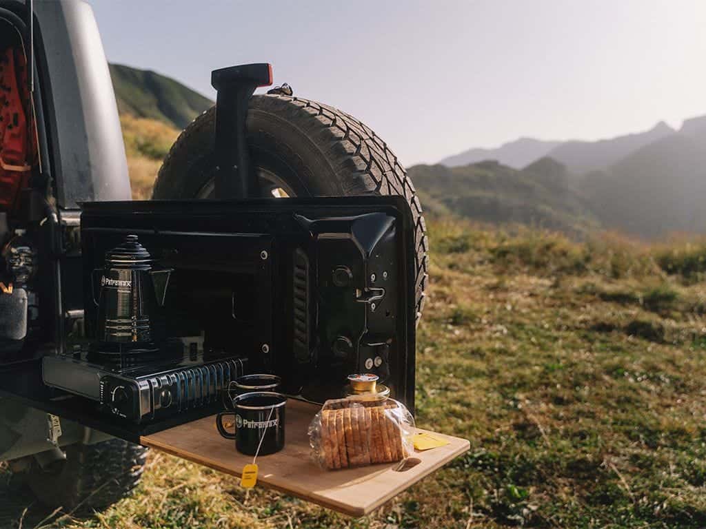 Front Runner Series Drop Down Tailgate Table