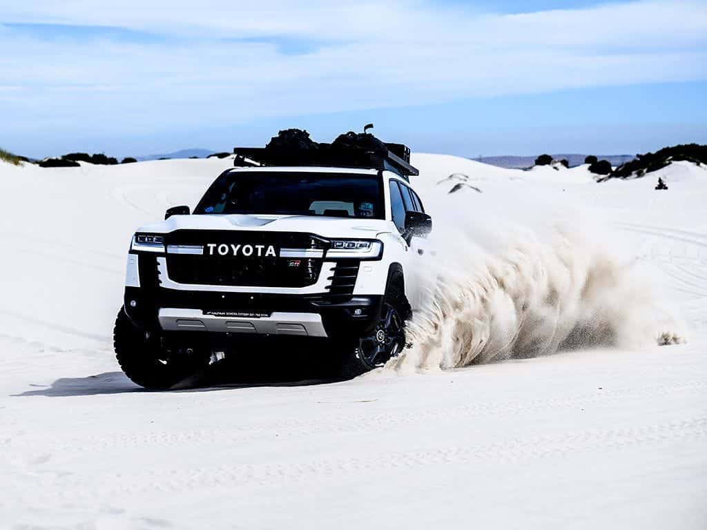 Front Runner Series Toyota Land Cruiser 300 Slimline II Roof Rack Kit