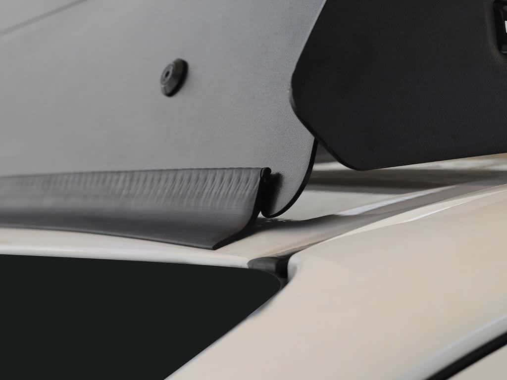 Front Runner Series Wind Fairing for Low Profile Rack / 1345mm/1425mm(W)