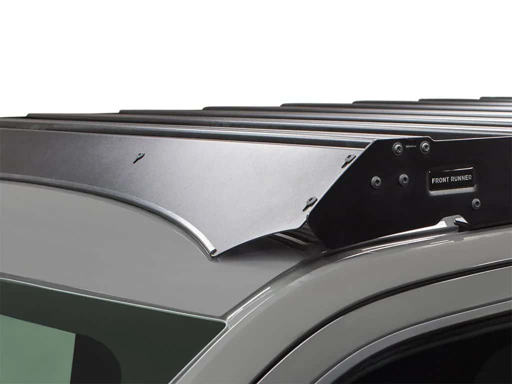 Front Runner Series Déflecteur de vent de galerie Slimsport pour le Ford F150 Super Crew avec toit ouvrant (2018-2020)