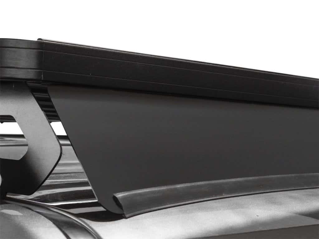 Front Runner Series Land Rover Discovery LR3/LR4 Wind Fairing