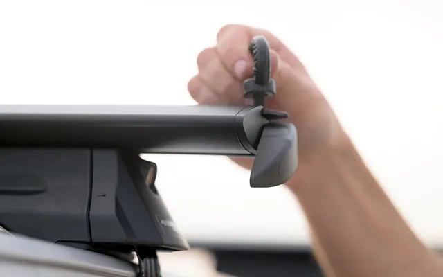 Front Runner Dometic Cross Bars