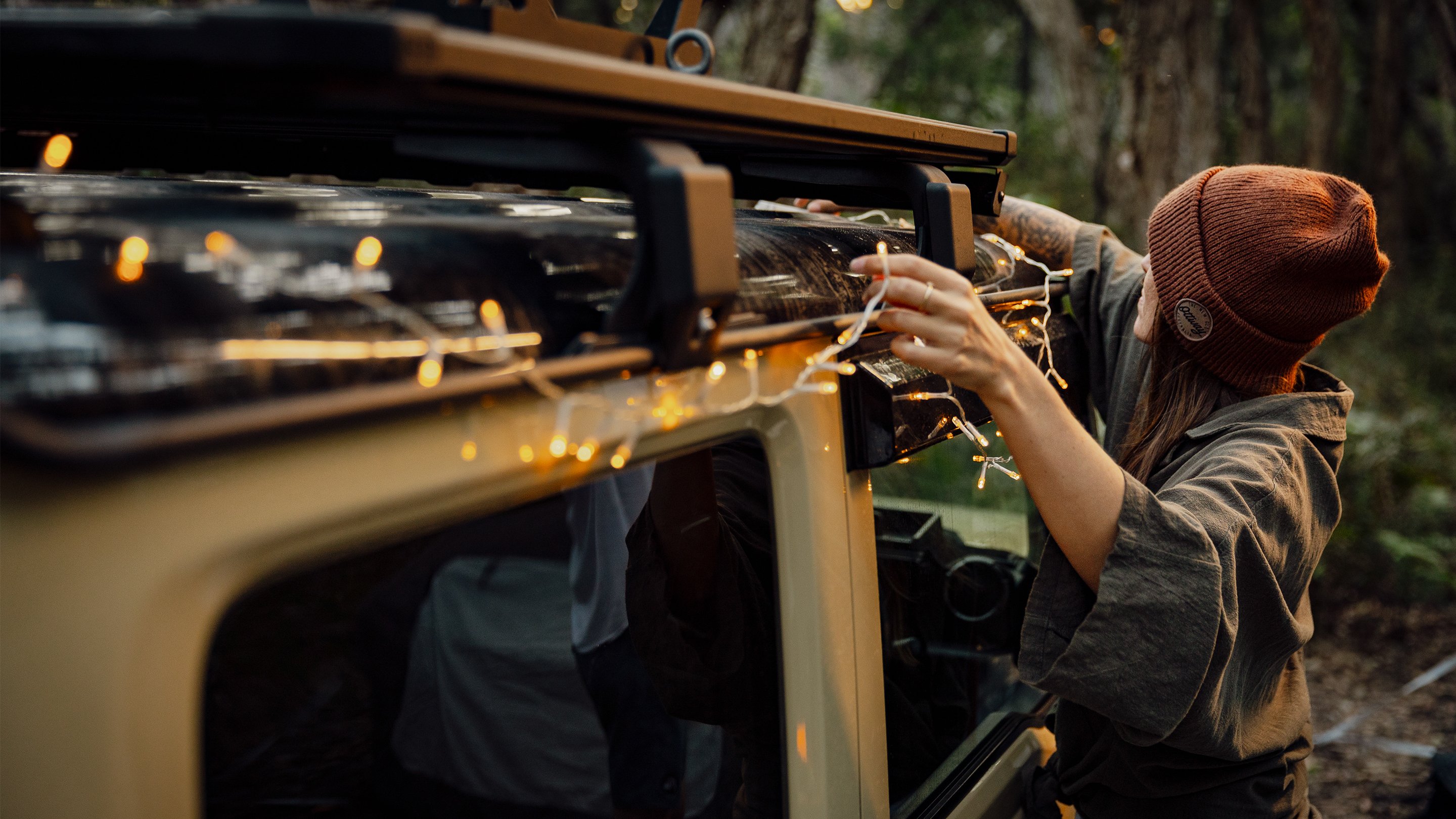 Van AU Traveller Fairy Lights Fall Autumn 