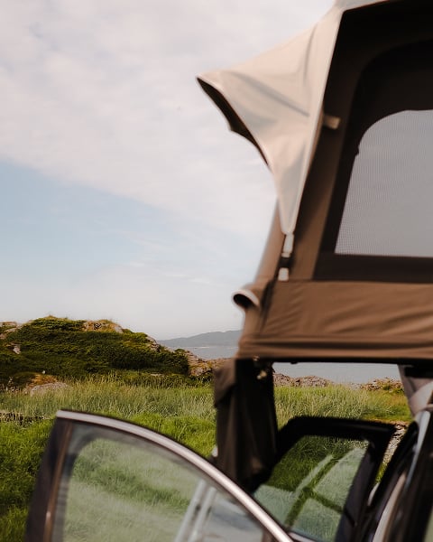 Dometic TRT 140 Air rooftop tent