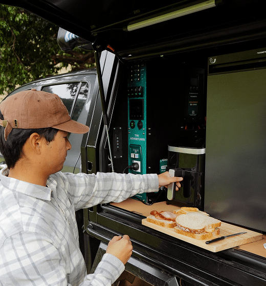 Enerdrive The Adventure powering up a nice off grid lunch break using the air fry in the remote wilderness