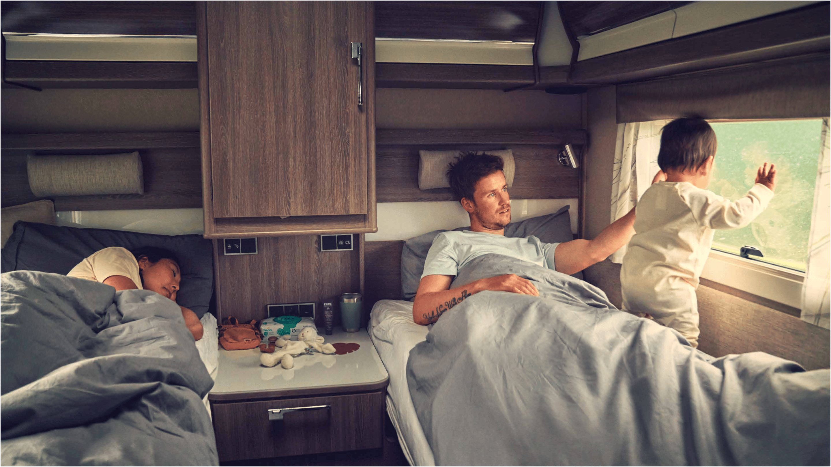 Caravan Salon 2022 - 03 Full Climate Concept - Slide 1