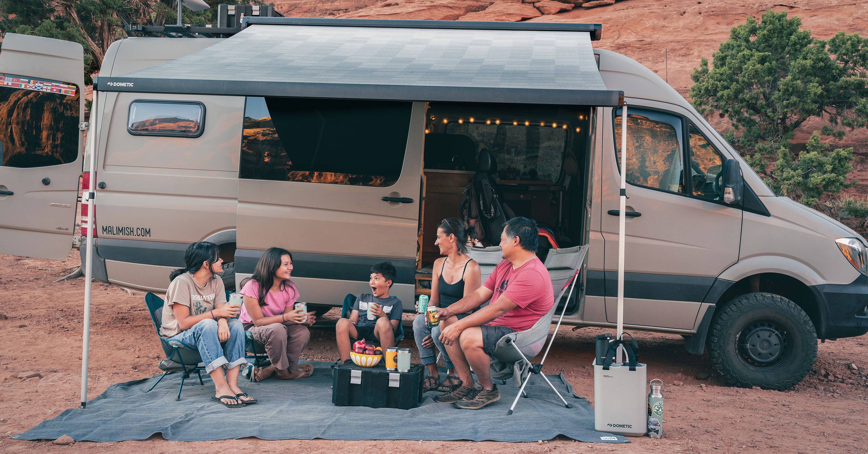 Offgrid Boondocking with the @Mali.Mish Family