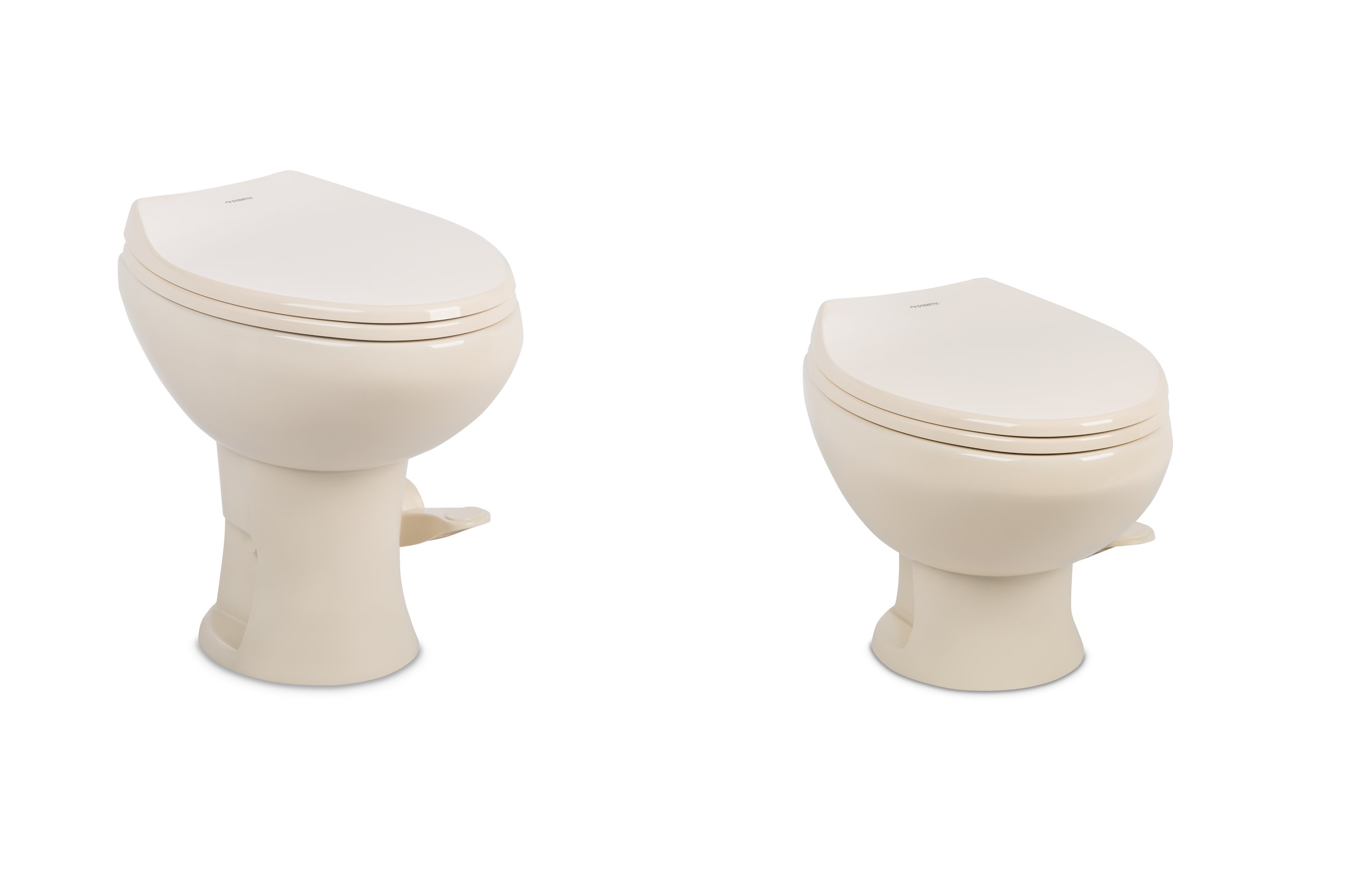 Comparison of two 420 series toilets - white and bone finishing.