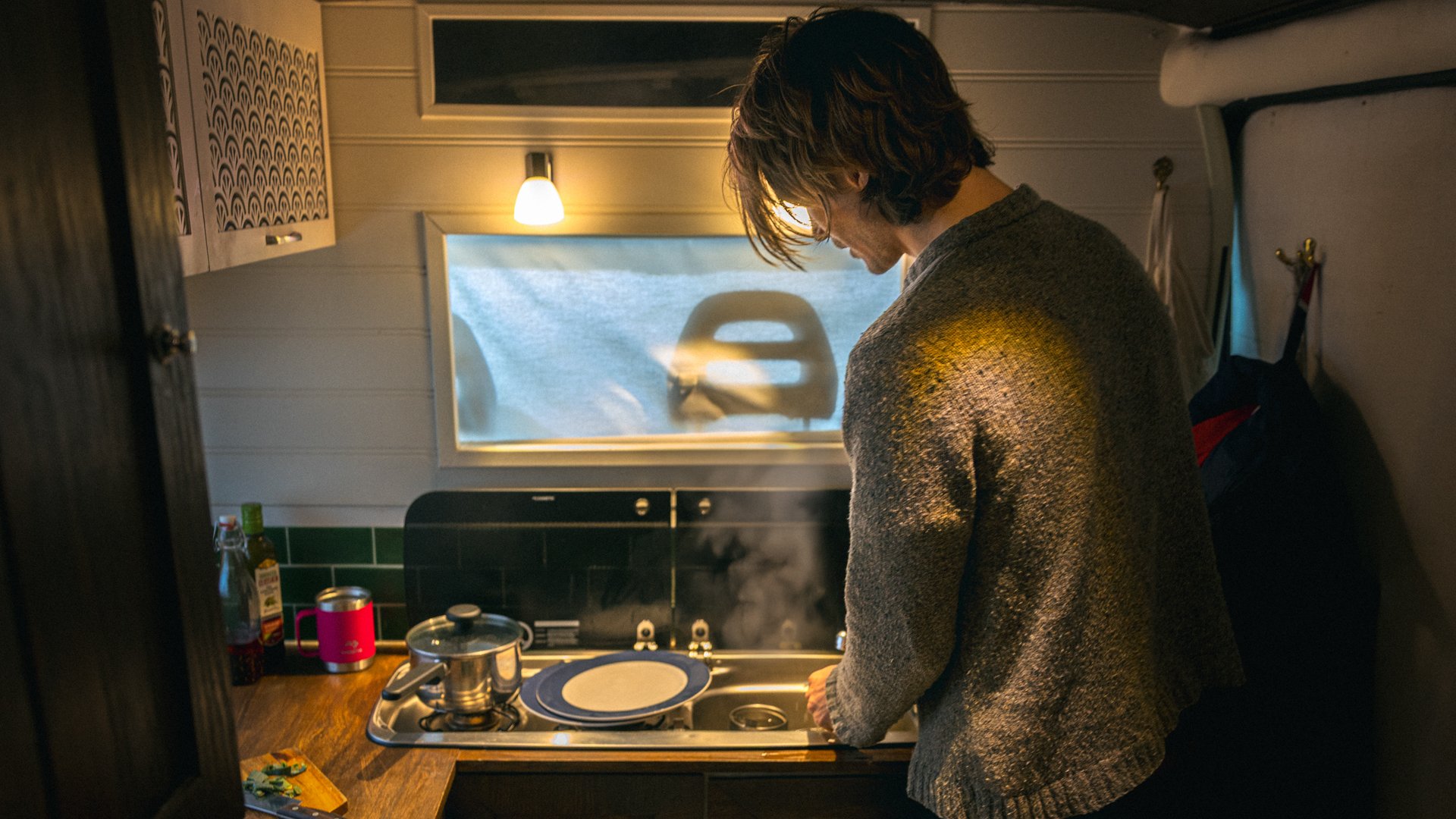 RV - Electric Water Heater Hero Banner - Desktop