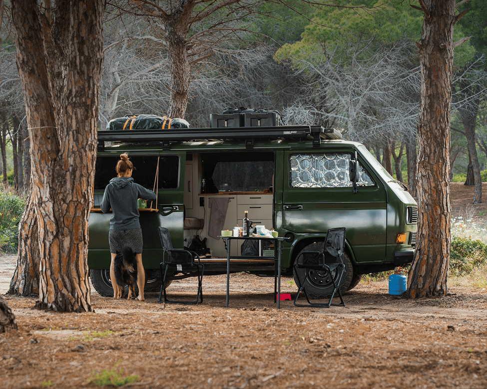 Outdoor living at its best with an old Volkswagan kitted out with Dometic front runner product
