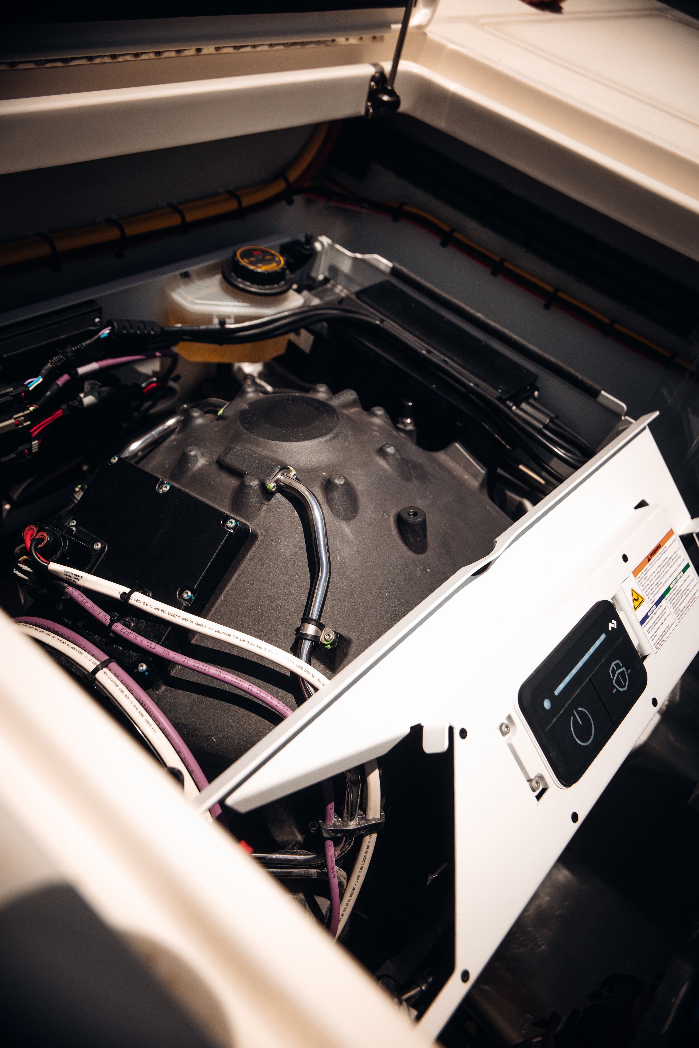 Angled view of installed gyro stabilizer