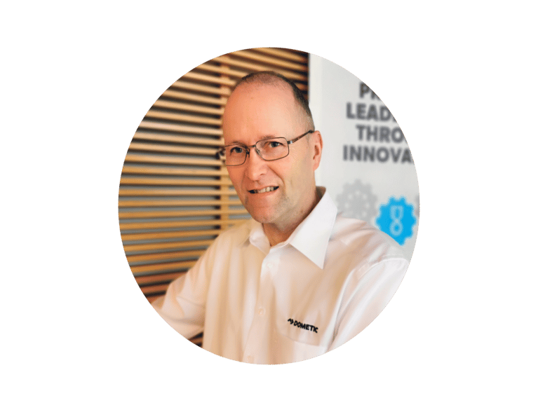 Wir haben über 25 Jahre Erfahrung in der Entwicklung von Kamerasystemen mit „Toter-Winkel-Assistent“.