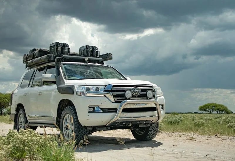 Toyota Land Cruiser Roof Racks & 4x4 Adventure Gear | Dometic