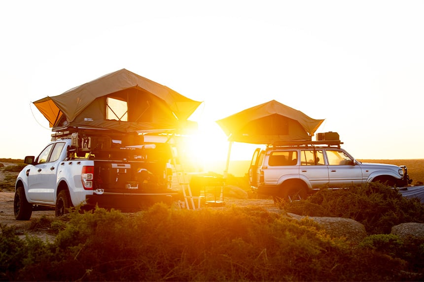 10 USEFUL CAMPING TIPS 