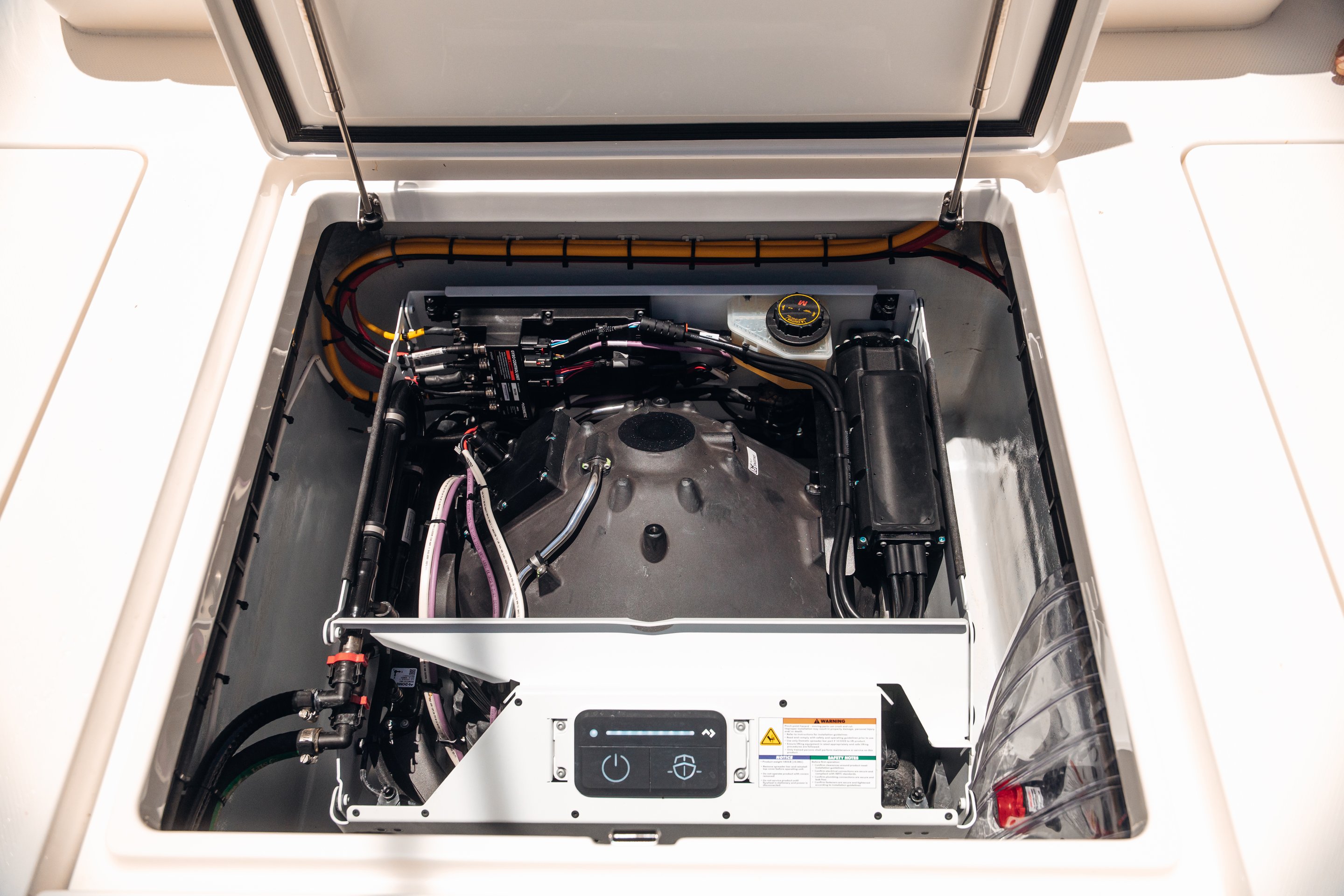 Installed gyroscopic stabilizer on a boat