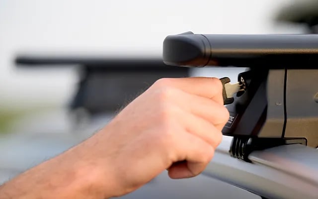 Front Runner Dometic Cross Bars