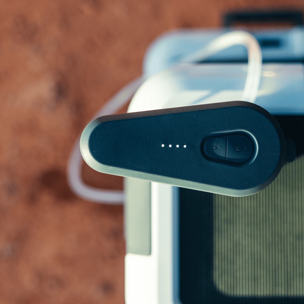 MAGNETIC. ROTATING. SPILL-PROOF.